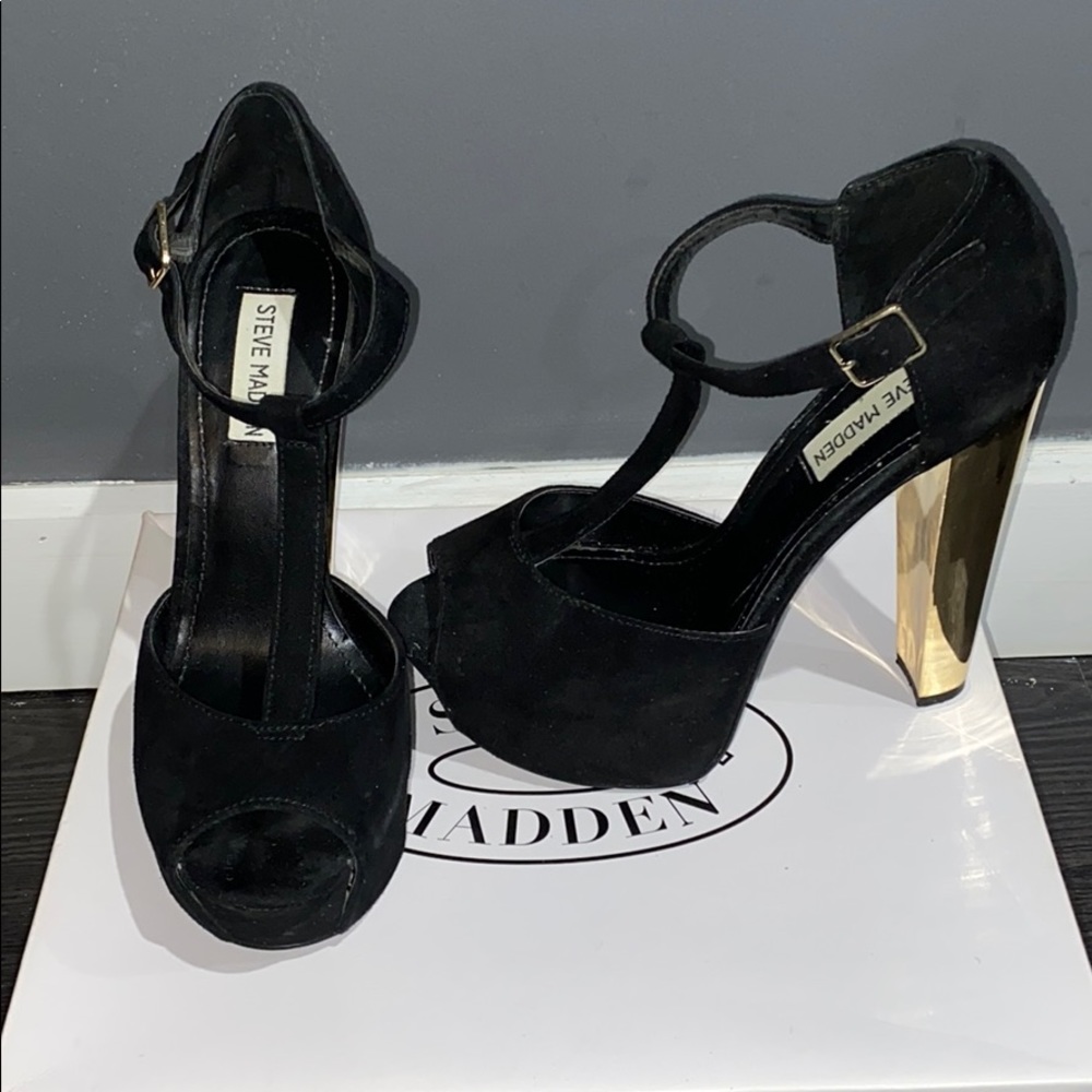 'Dyvine' Platform Pump- Steve Madden